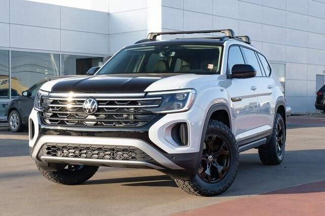 new 2024 Volkswagen Atlas car, priced at $50,716