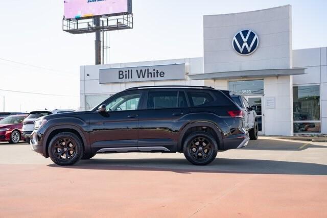 new 2025 Volkswagen Atlas car, priced at $45,986