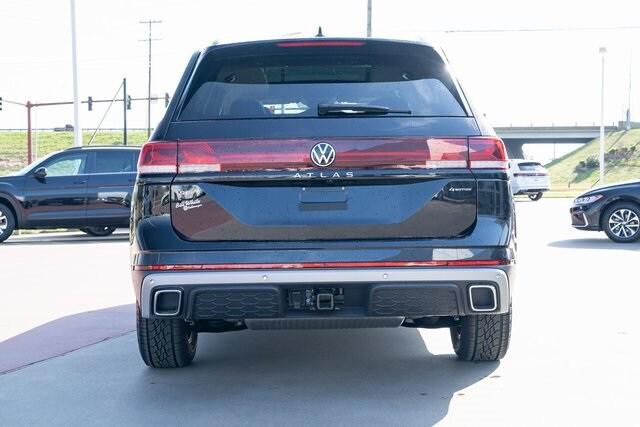 new 2025 Volkswagen Atlas car, priced at $45,986
