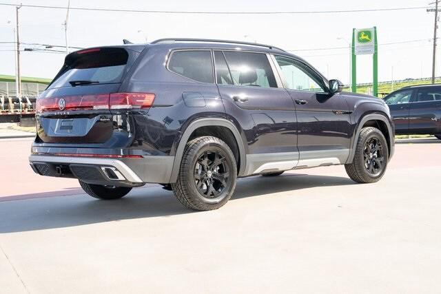 new 2025 Volkswagen Atlas car, priced at $45,986