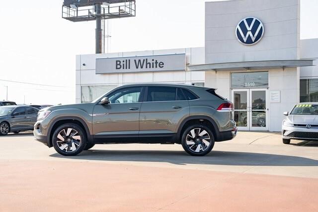 new 2026 Volkswagen Atlas Cross Sport car, priced at $44,296