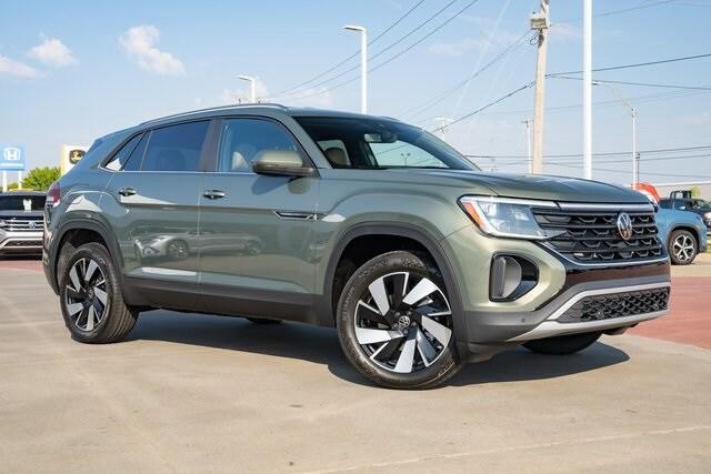 new 2026 Volkswagen Atlas Cross Sport car, priced at $44,296
