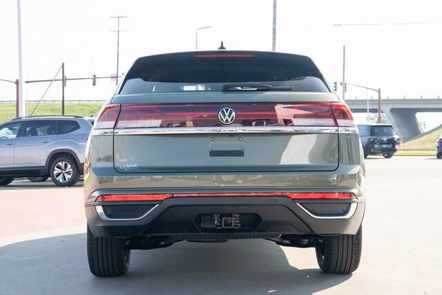 new 2026 Volkswagen Atlas Cross Sport car, priced at $44,296