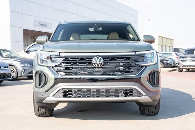 new 2026 Volkswagen Atlas Cross Sport car, priced at $44,296