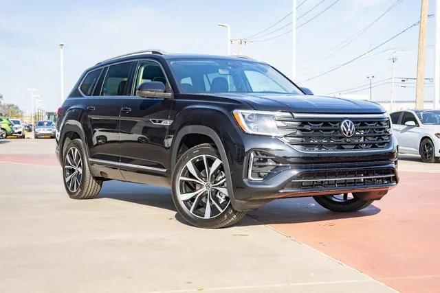 new 2025 Volkswagen Atlas car, priced at $54,686