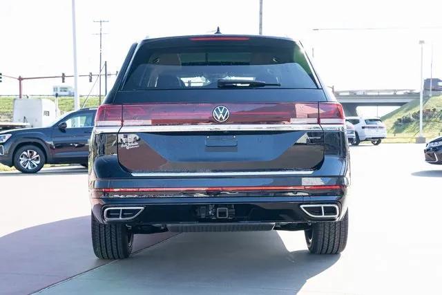 new 2025 Volkswagen Atlas car, priced at $54,686