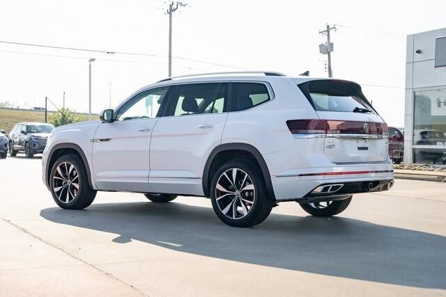 new 2026 Volkswagen Atlas car, priced at $55,286