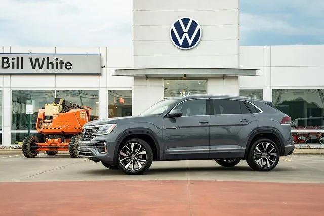 new 2024 Volkswagen Atlas Cross Sport car, priced at $52,178