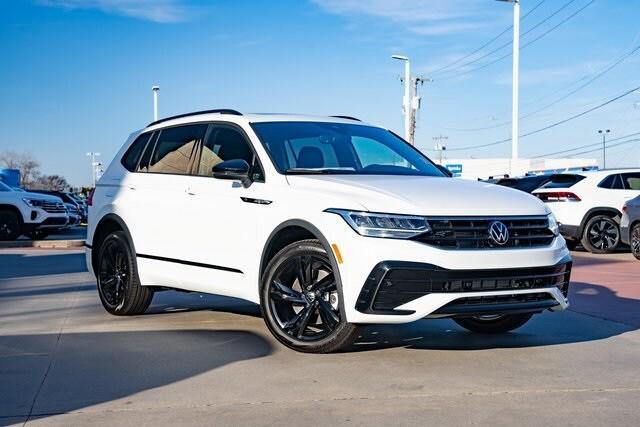 new 2024 Volkswagen Tiguan car, priced at $34,998