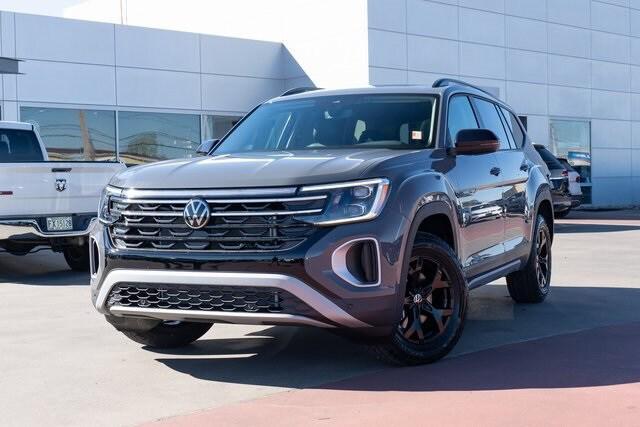 new 2025 Volkswagen Atlas car, priced at $49,608