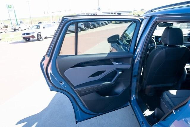 new 2026 Volkswagen Tiguan car, priced at $40,356