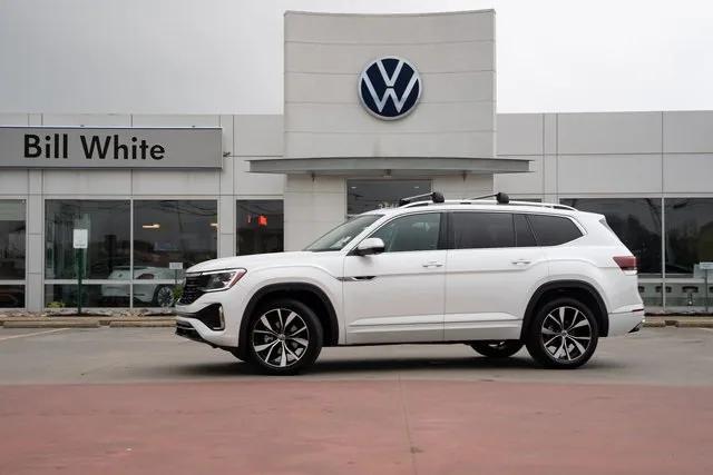 new 2025 Volkswagen Atlas car, priced at $55,021