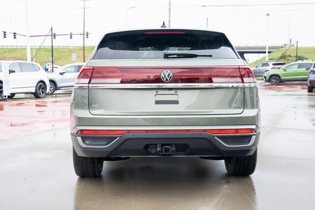new 2026 Volkswagen Atlas Cross Sport car, priced at $43,751