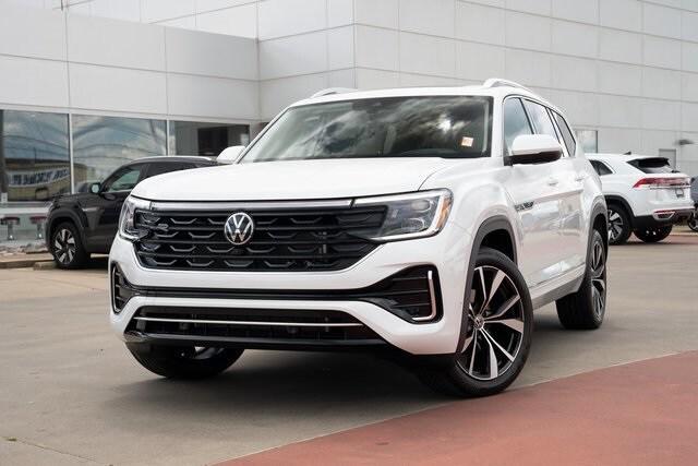 new 2025 Volkswagen Atlas car, priced at $55,383