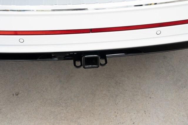 new 2025 Volkswagen Atlas car, priced at $55,383