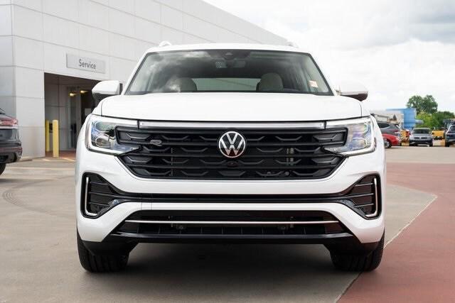 new 2025 Volkswagen Atlas car, priced at $55,383