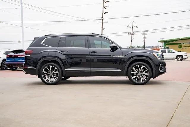 new 2025 Volkswagen Atlas car, priced at $56,551