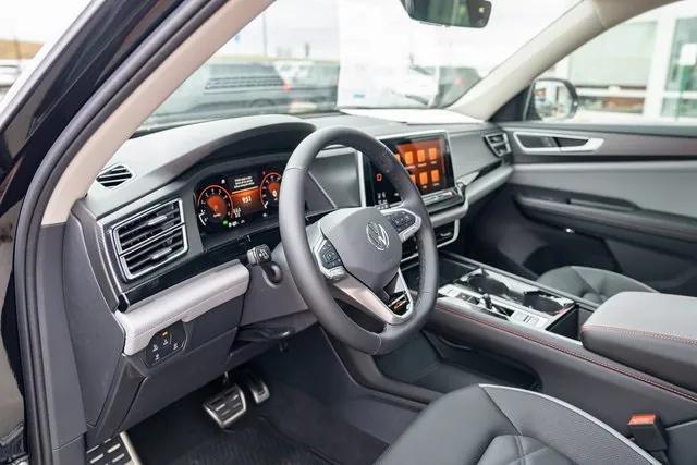 new 2025 Volkswagen Atlas car, priced at $49,694