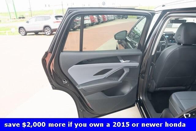 new 2025 Volkswagen Tiguan car, priced at $33,855