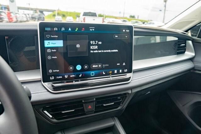 new 2025 Volkswagen Tiguan car, priced at $32,684