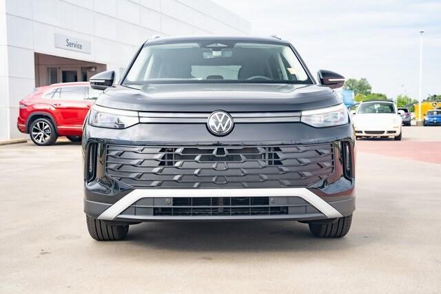 new 2025 Volkswagen Tiguan car, priced at $32,684