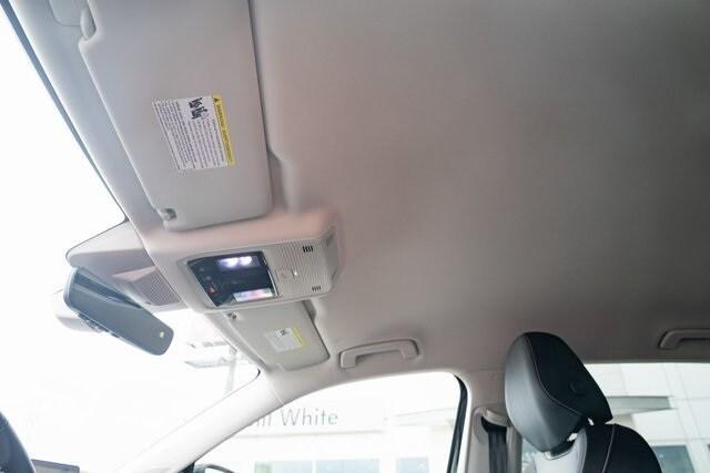 new 2025 Volkswagen Tiguan car, priced at $32,684