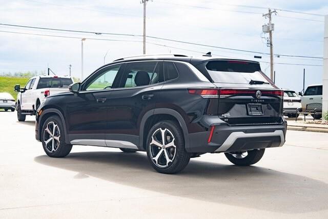 new 2025 Volkswagen Tiguan car, priced at $32,684