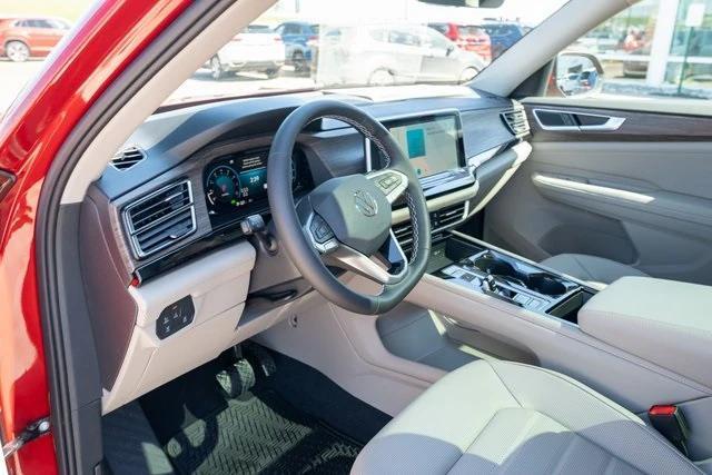 new 2025 Volkswagen Atlas car, priced at $50,444