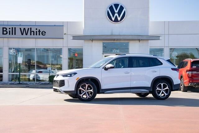 new 2025 Volkswagen Tiguan car, priced at $33,958