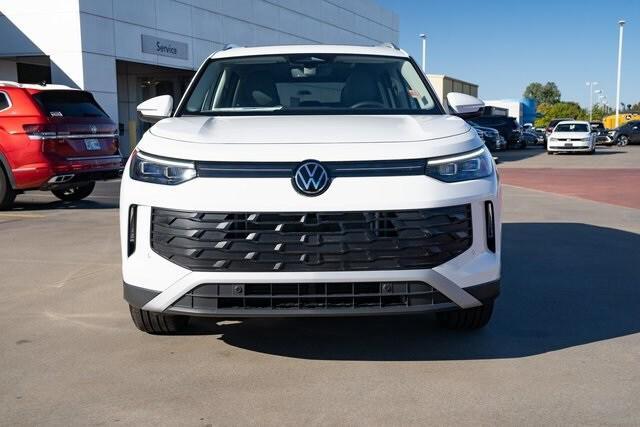 new 2025 Volkswagen Tiguan car, priced at $33,958