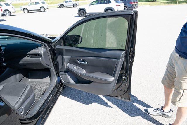used 2024 Nissan Sentra car, priced at $22,359