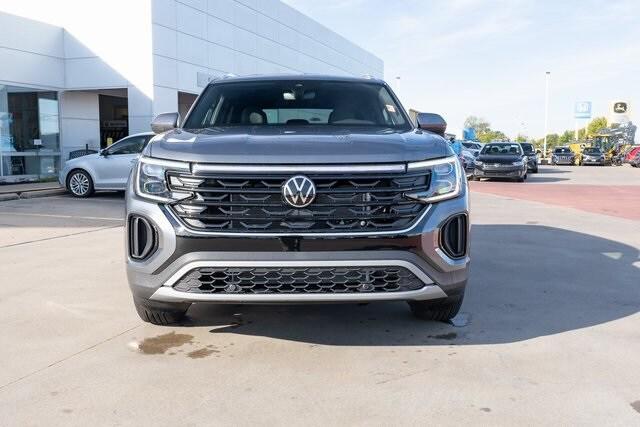 new 2025 Volkswagen Atlas Cross Sport car, priced at $39,298