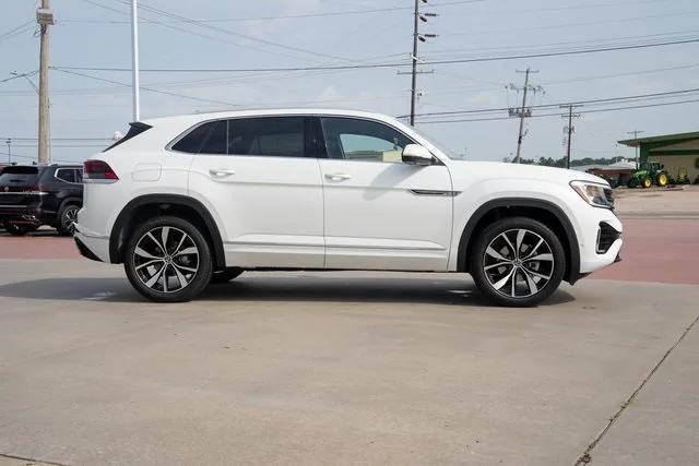 new 2025 Volkswagen Atlas Cross Sport car, priced at $55,301