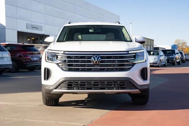 new 2025 Volkswagen Atlas car, priced at $45,520