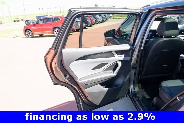 new 2025 Volkswagen Tiguan car, priced at $35,176