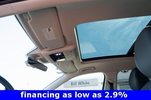 new 2025 Volkswagen Tiguan car, priced at $35,176