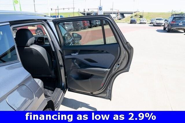 new 2025 Volkswagen Tiguan car, priced at $35,176