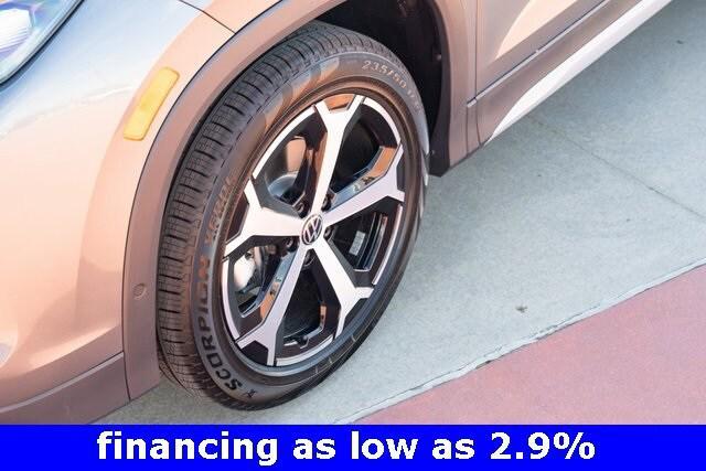 new 2025 Volkswagen Tiguan car, priced at $35,176
