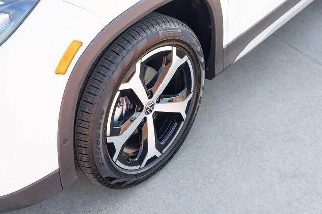 new 2025 Volkswagen Tiguan car, priced at $33,958