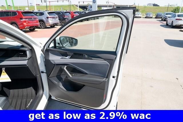 new 2025 Volkswagen Tiguan car, priced at $35,351