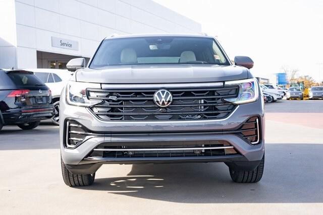 new 2025 Volkswagen Atlas Cross Sport car, priced at $54,022