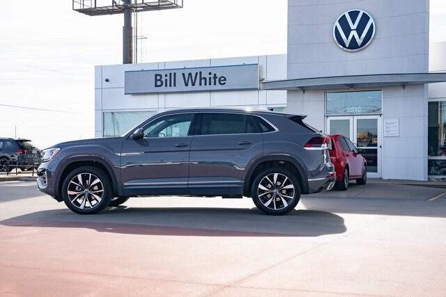 new 2025 Volkswagen Atlas Cross Sport car, priced at $54,022