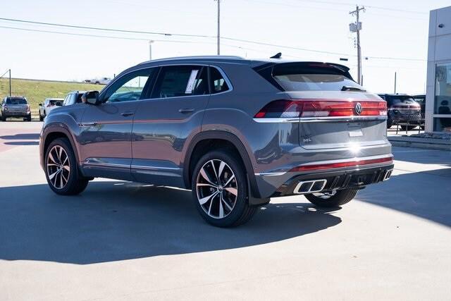 new 2026 Volkswagen Atlas Cross Sport car