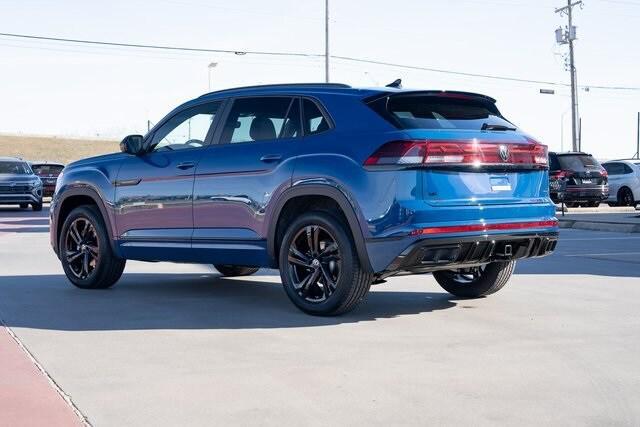 new 2025 Volkswagen Atlas Cross Sport car, priced at $50,048