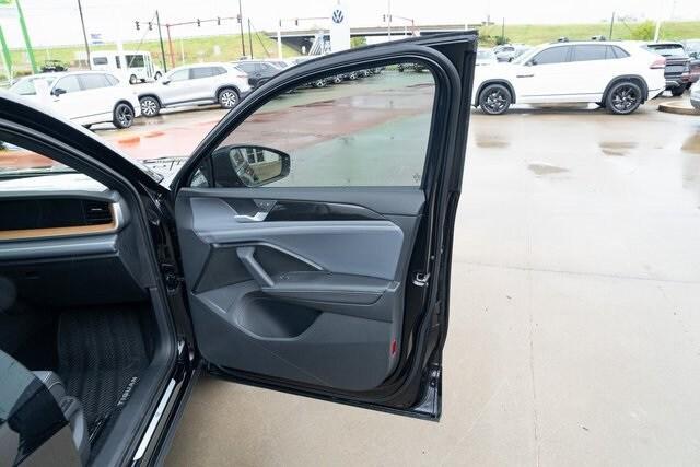 new 2026 Volkswagen Tiguan car, priced at $45,466