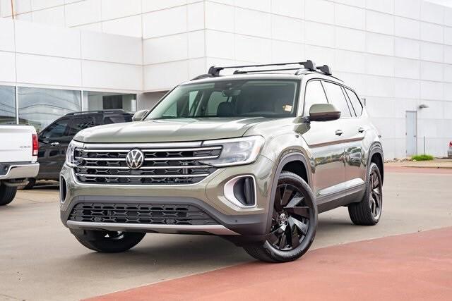 new 2025 Volkswagen Atlas car, priced at $47,588