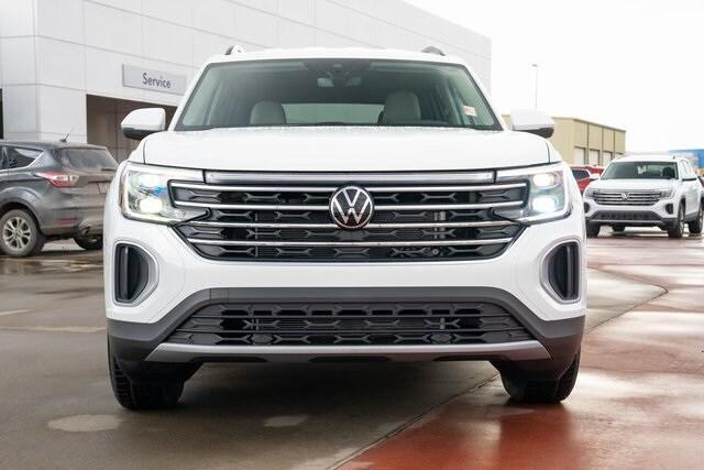 new 2025 Volkswagen Atlas car, priced at $39,342