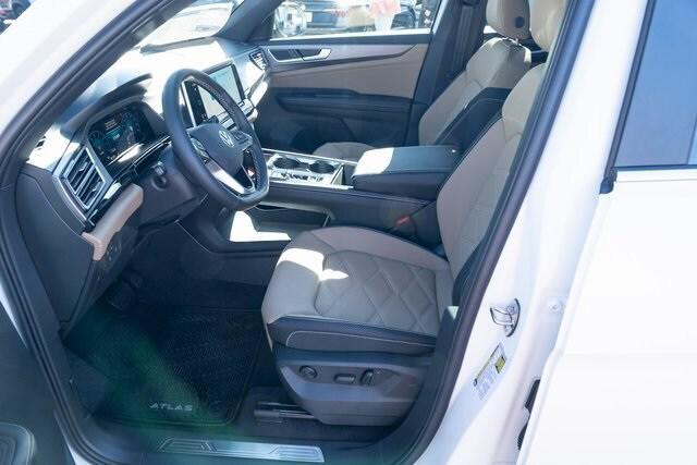 new 2026 Volkswagen Atlas Cross Sport car, priced at $43,589
