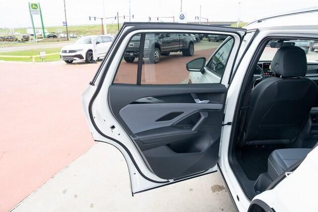 new 2026 Volkswagen Tiguan car, priced at $40,356