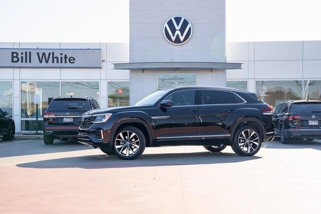 new 2025 Volkswagen Atlas Cross Sport car, priced at $53,846